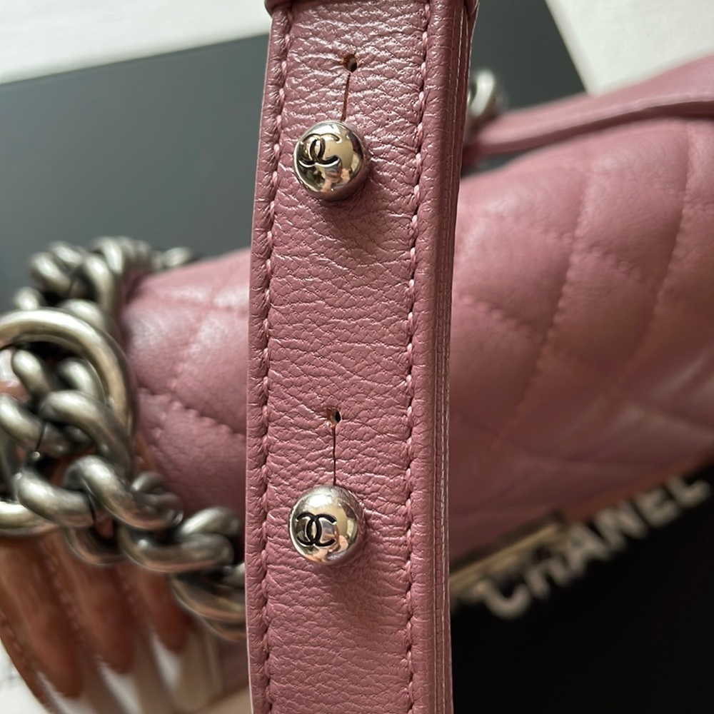 Chanel le boy 🚫TRADE - Picture 7 of 11